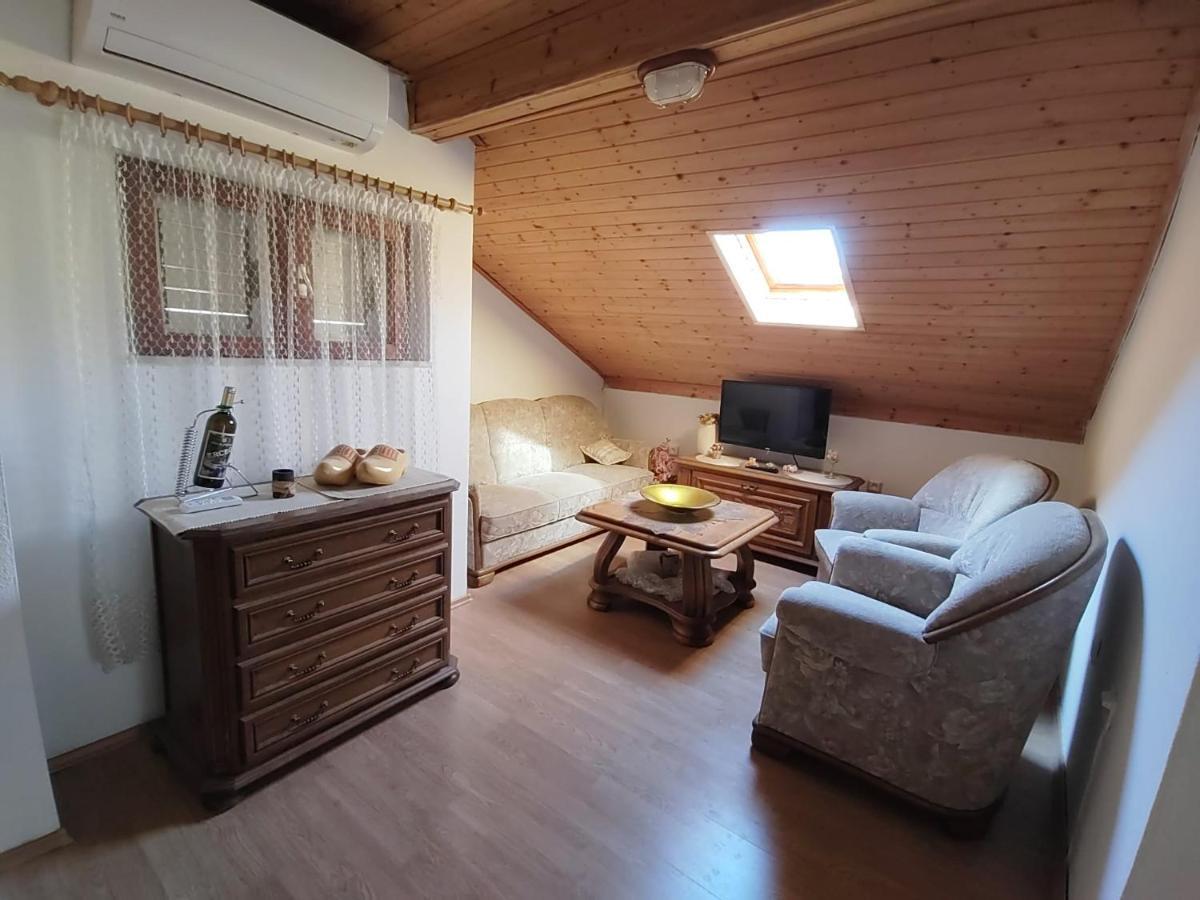 Maris Lägenhet Vodenjak Exteriör bild